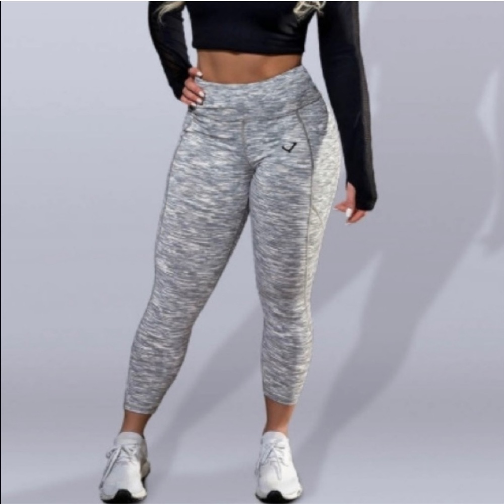 Violate the Dress Code leggings size Medium
